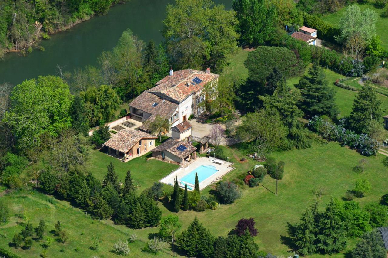 Le Logis Saint Victor Hotel Coufouleux ภายนอก รูปภาพ