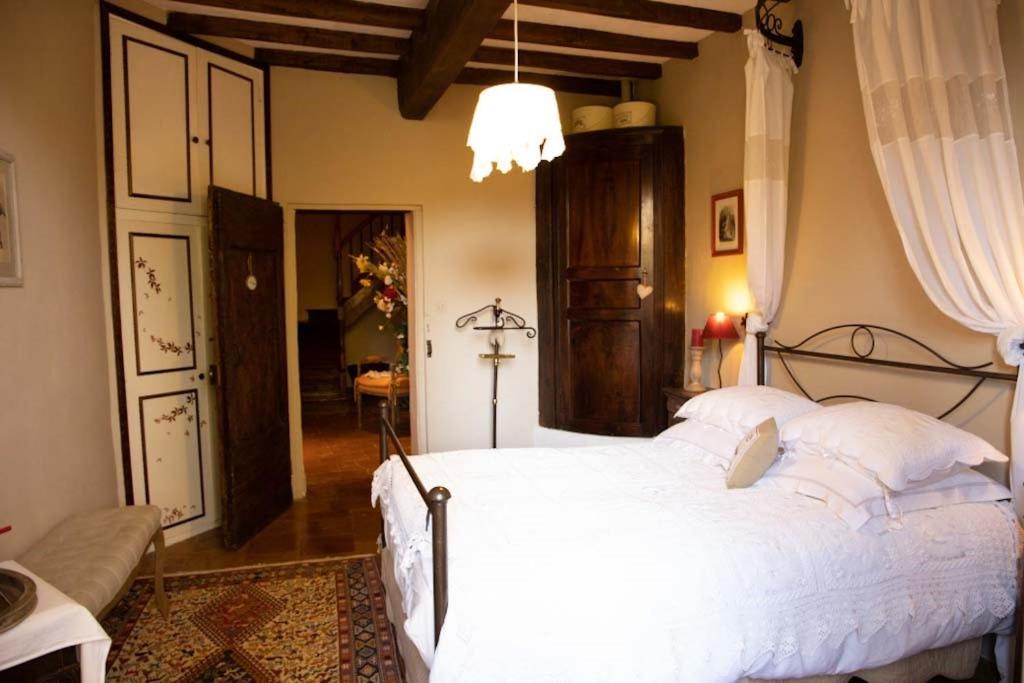 Le Logis Saint Victor Hotel Coufouleux ภายนอก รูปภาพ